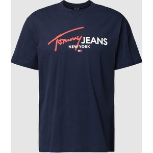 Granatowy t-shirt Tommy Jeans z krótkim rękawem z nadrukiem w młodzieżowym stylu