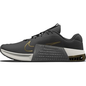 Czarne buty sportowe Nike sznurowane z płaską podeszwą w sportowym stylu