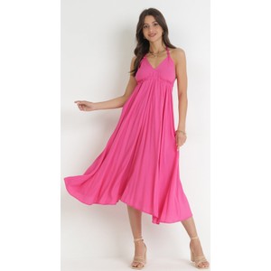 Różowa sukienka born2be na ramiączkach z dekoltem w kształcie litery v