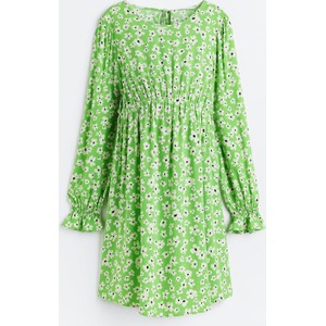 Zielona sukienka H & M z tkaniny w stylu casual