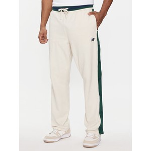 Spodnie New Balance w sportowym stylu z dresówki