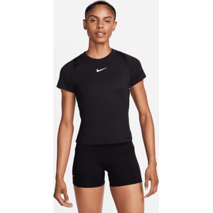 Czarny t-shirt Nike z krótkim rękawem z okrągłym dekoltem w sportowym stylu