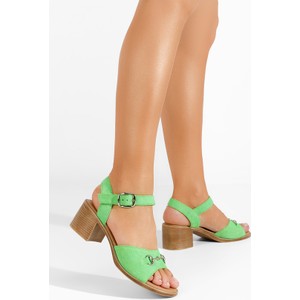 Zielone sandały Zapatos z klamrami