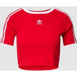 Czerwony t-shirt Adidas Originals z bawełny