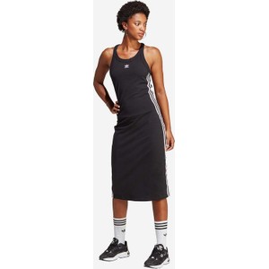 Sukienka Adidas Originals dopasowana w sportowym stylu midi