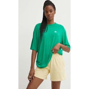 Zielona bluzka Adidas Originals w sportowym stylu