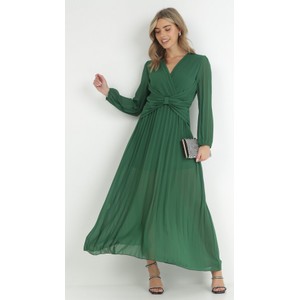 Zielona sukienka born2be z dekoltem w kształcie litery v kopertowa z długim rękawem