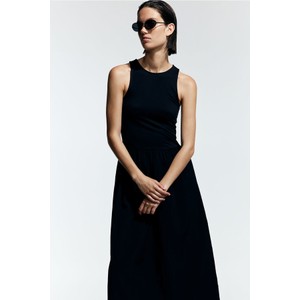 Czarna sukienka H & M mini z okrągłym dekoltem