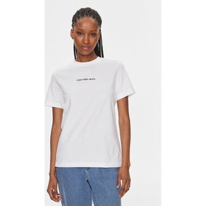 T-shirt Calvin Klein w młodzieżowym stylu z okrągłym dekoltem z krótkim rękawem