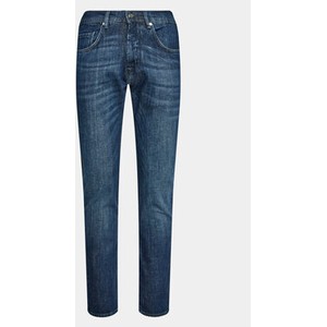 Niebieskie jeansy Baldessarini w street stylu