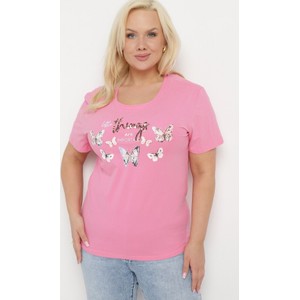 Różowy t-shirt born2be w młodzieżowym stylu z krótkim rękawem
