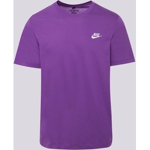 Fioletowy t-shirt Nike z krótkim rękawem w street stylu
