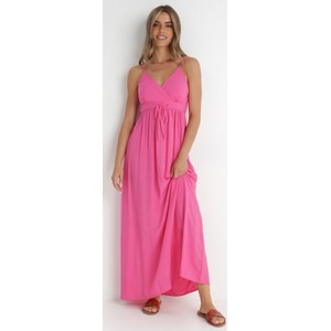 Różowa sukienka born2be z dekoltem w kształcie litery v w stylu casual
