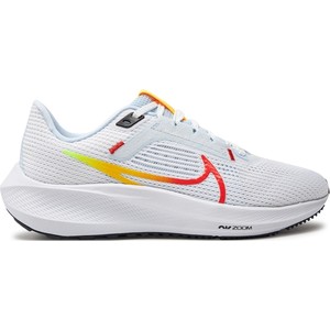 Buty sportowe Nike w sportowym stylu pegasus sznurowane