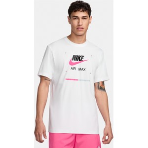 T-shirt Nike z bawełny w młodzieżowym stylu z krótkim rękawem