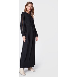 Czarna sukienka Peserico z długim rękawem w stylu casual maxi