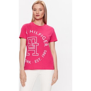 Różowy t-shirt Tommy Hilfiger z krótkim rękawem z okrągłym dekoltem w młodzieżowym stylu