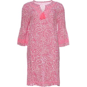 Różowa sukienka Zwillingsherz prosta z dekoltem w kształcie litery v mini