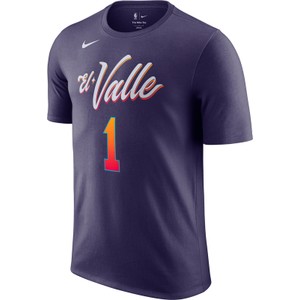 Fioletowy t-shirt Nike w sportowym stylu