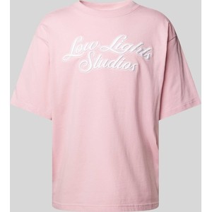 T-shirt Low Lights Studios w młodzieżowym stylu z krótkim rękawem