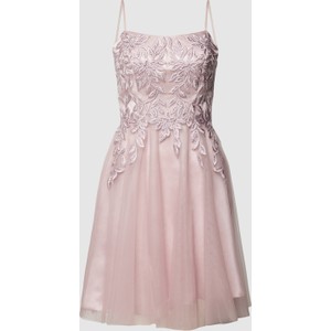 Różowa sukienka Luxuar Fashion na ramiączkach