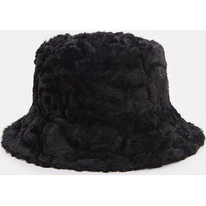 Czarna czapka Sinsay