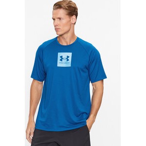 Niebieski t-shirt Under Armour w sportowym stylu z krótkim rękawem
