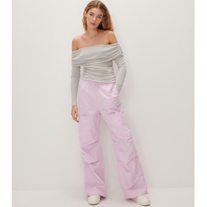 Różowe spodnie Reserved z tkaniny