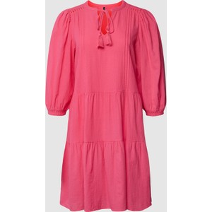 Różowa sukienka Vero Moda z długim rękawem mini z okrągłym dekoltem