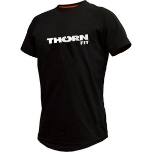 Czarny t-shirt Thorn+fit w młodzieżowym stylu