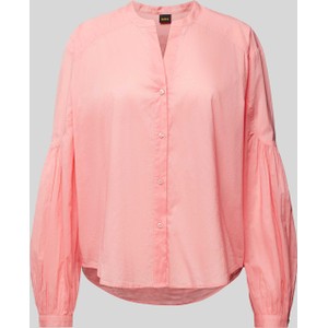 Różowa bluzka Hugo Boss w stylu casual z dekoltem w kształcie litery v