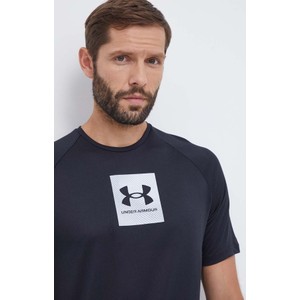 T-shirt Under Armour z nadrukiem z dzianiny w sportowym stylu