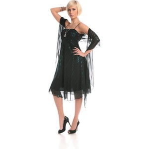 Czarna sukienka Fokus rozkloszowana w stylu glamour