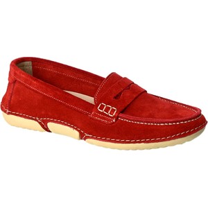 Czerwone buty Carinii