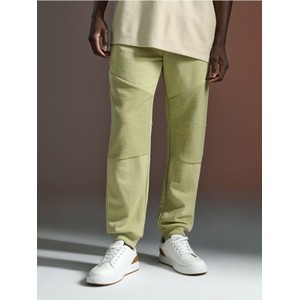 Zielone spodnie Sinsay z dresówki