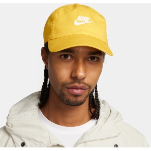 Żółta czapka Nike