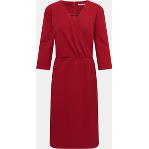 Czerwona sukienka QUIOSQUE w stylu casual midi
