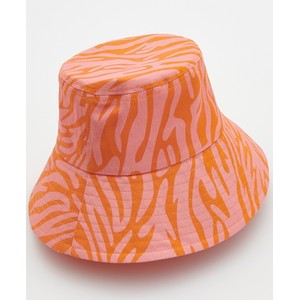 Pomarańczowa czapka Reserved