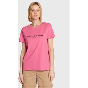 Różowy t-shirt Tommy Hilfiger z krótkim rękawem w młodzieżowym stylu