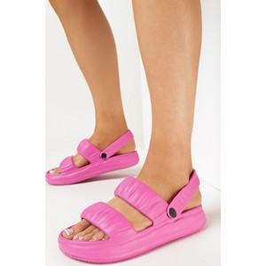 Różowe sandały born2be w sportowym stylu z płaską podeszwą