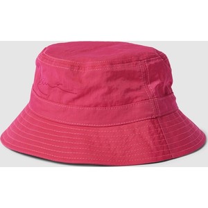 Różowa czapka Karl Kani
