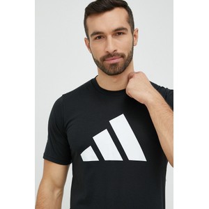 Czarny t-shirt Adidas Performance w sportowym stylu z krótkim rękawem z nadrukiem