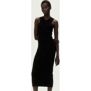 Czarna sukienka H & M z długim rękawem w stylu casual
