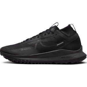 Czarne buty sportowe Nike pegasus z goretexu sznurowane