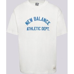 T-shirt New Balance w street stylu z krótkim rękawem
