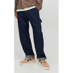 Granatowe jeansy Jack & Jones w street stylu