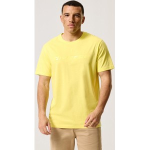 Żółty t-shirt Diverse w stylu casual z krótkim rękawem