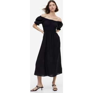 Czarna sukienka H & M hiszpanka z tkaniny z krótkim rękawem
