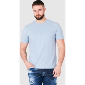 Niebieski t-shirt Guess w stylu casual z krótkim rękawem