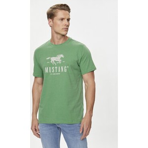 Zielony t-shirt Mustang w młodzieżowym stylu